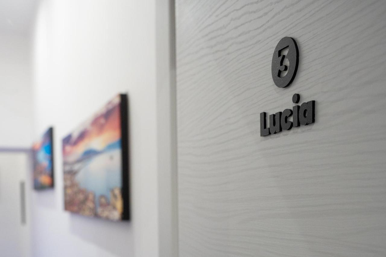 B&B Santa Lucy L.A.M. เนเปิลส์ ภายนอก รูปภาพ